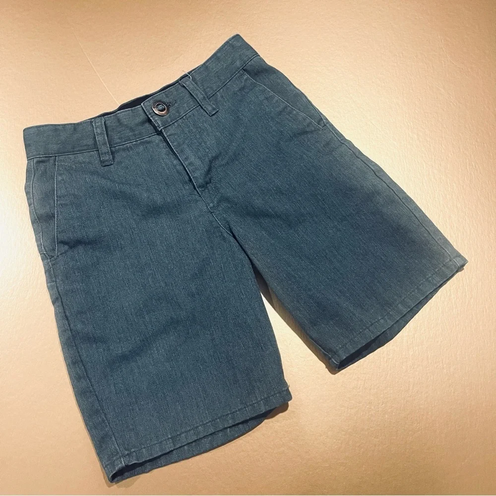 Volcom Grey Boy’s Skater Surfer Shorts Size 10